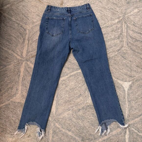 Great Smokey Los Angeles Distressed Mid Rise  Jeans with raw hemline sz7(bundle) - Picture 2 of 7